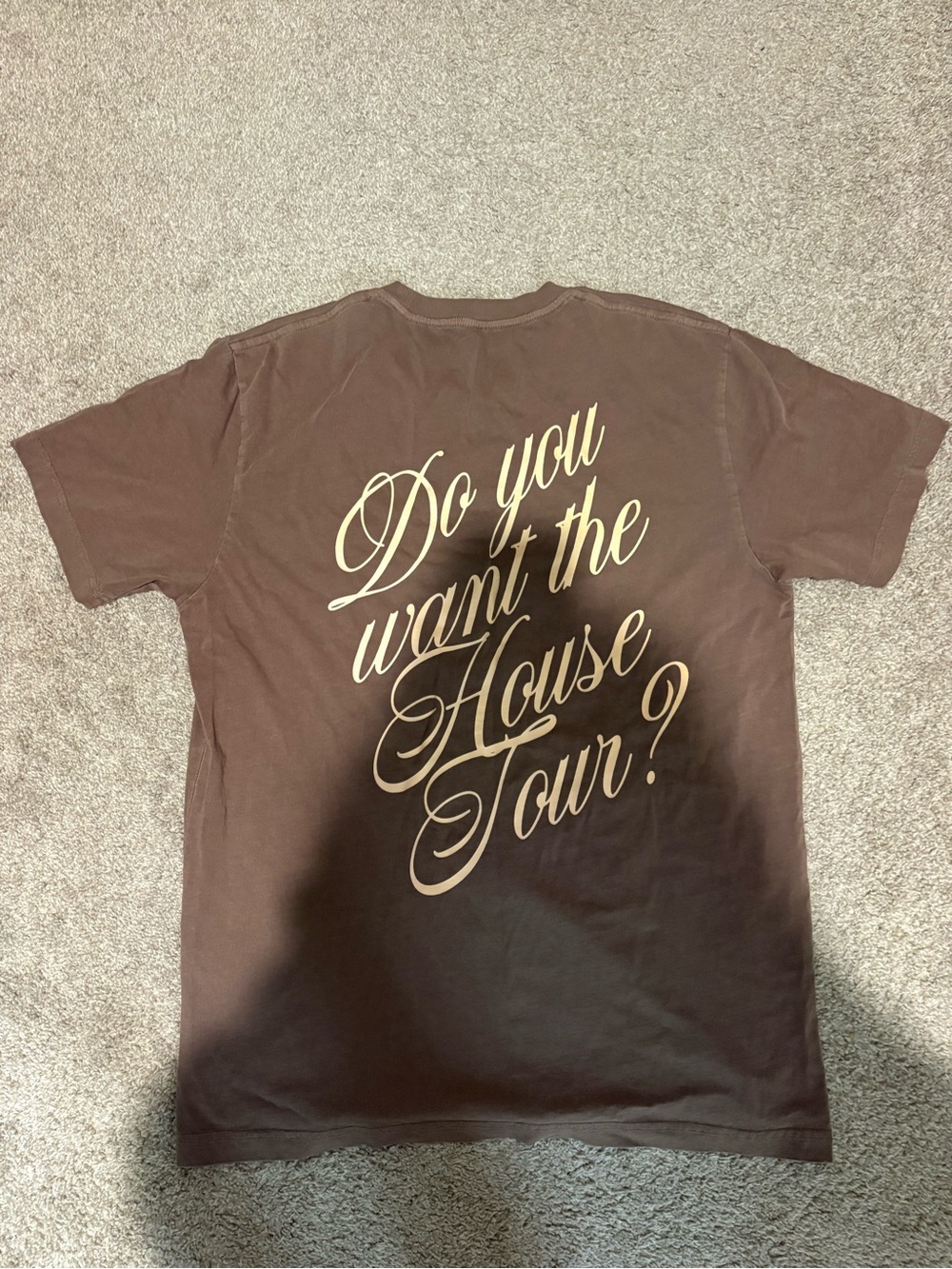 Sabrina Carpenter Official Tour T-Shirt - Picture 3 of 4